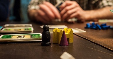 Évindító Társasjáték randi HARMINCASOKNAK jan. 8.